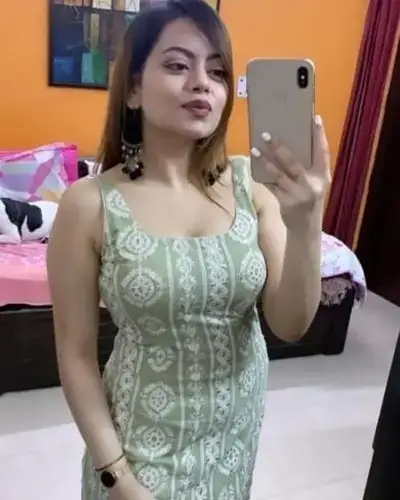 Call Girl in Mahwa